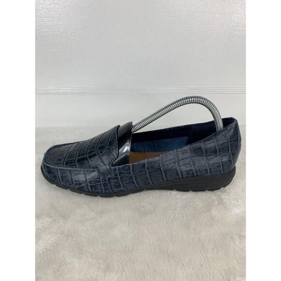 Easy Spirit ABIDE 8 Women's Navy Blue Crocodile Pattern Loafers Size 9M - Picture 4 of 9